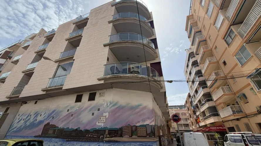 Apartamento de 1 dormitorio en Torrevieja, Spain No. 1710 № 6