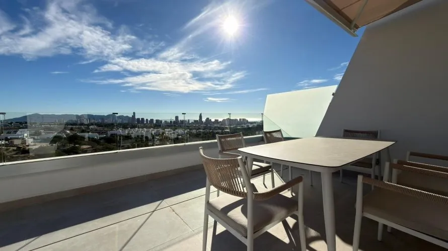 Apartamento de 2 dormitorios en Finestrat, Spain No. 1601 № 1