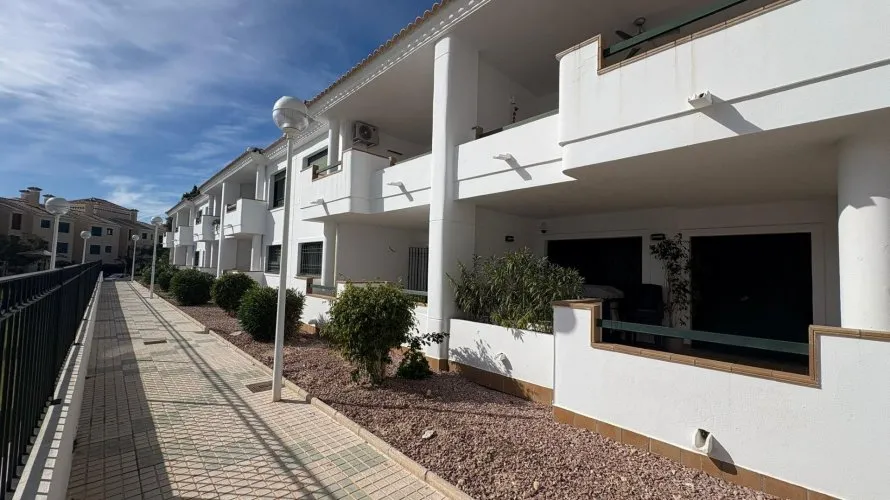 Apartamento de 2 dormitorios en Campoamor, Spain No. 1598 № 21