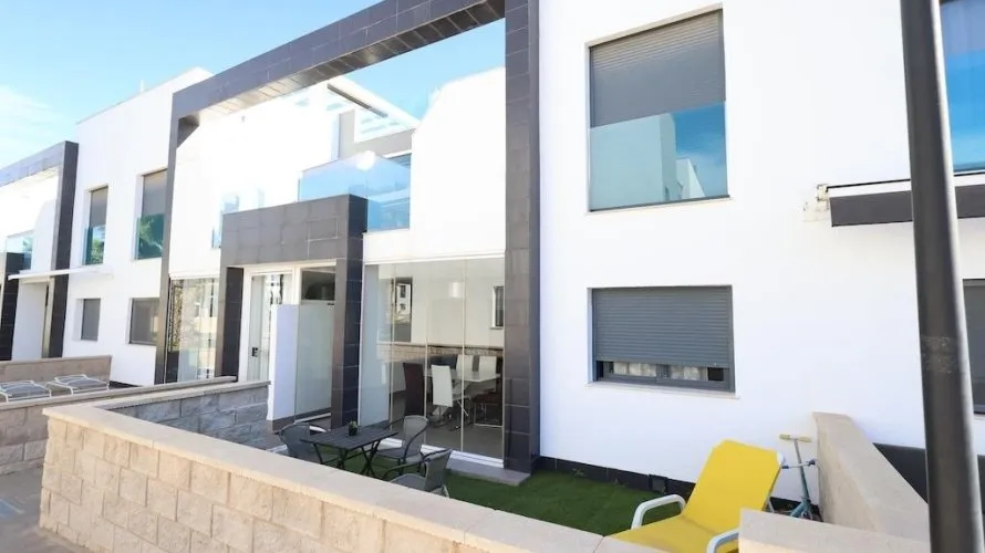 Apartamento de 2 dormitorios en La Zenia, Spain No. 1565 № 20