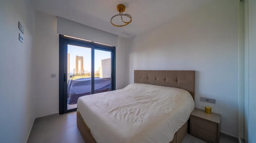 Apartamento de 2 dormitorios en Benidorm, Spain No. 1550 № 16
