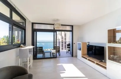 Apartamento de 3 dormitorios en Benidorm, Spain No. 1523