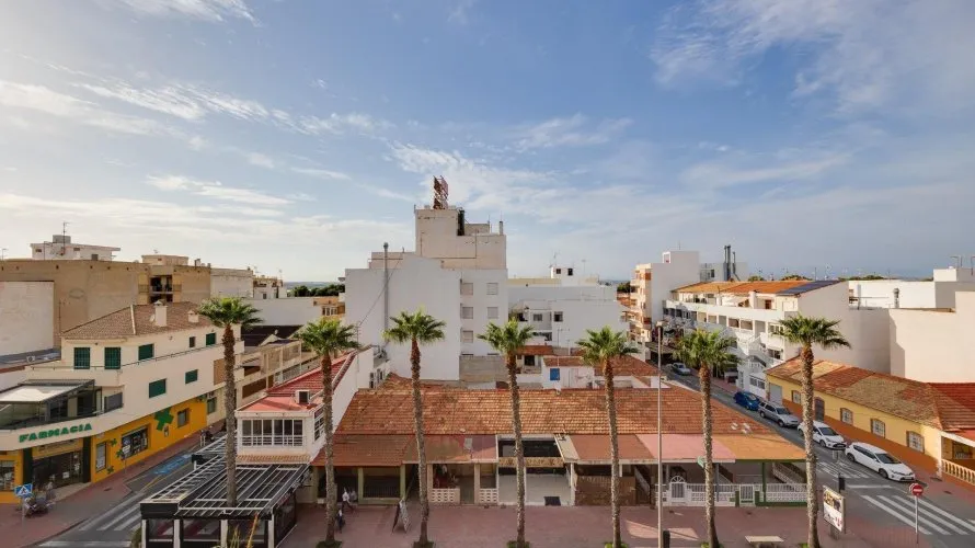 Apartamento de 3 dormitorios en Torrevieja, Spain No. 1534 № 18