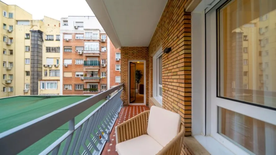 Apartamento de 3 dormitorios en Madrid, Spain No. 1596 № 12