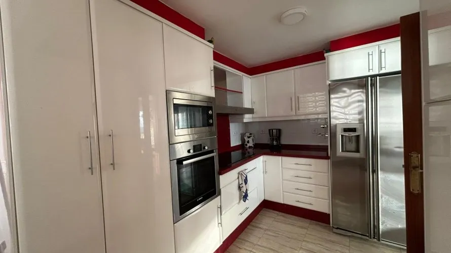 Apartamento de 2 dormitorios en Benidorm, España No. 1394 № 6
