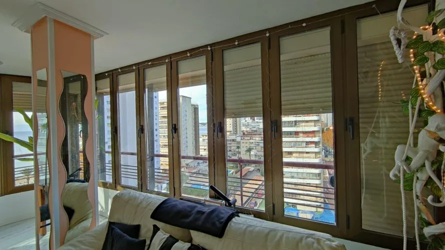 Apartamento de 2 dormitorios en Benidorm, España No. 1125 № 3