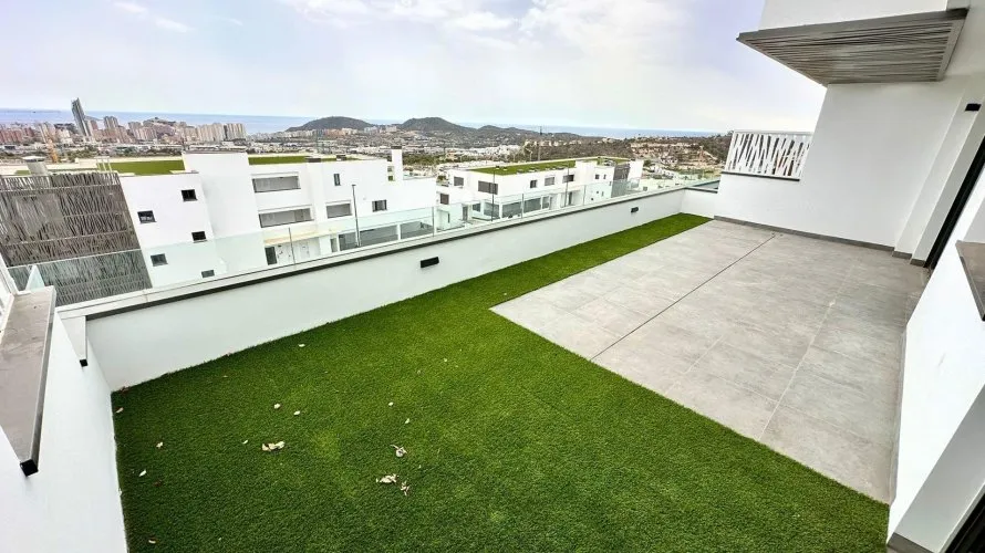 Apartamento de 2 dormitorios en Finestrat, España No. 1347 № 3