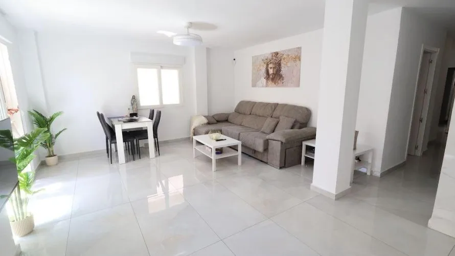 Apartamento de 3 dormitorios en Torrevieja, España No. 1735 № 14