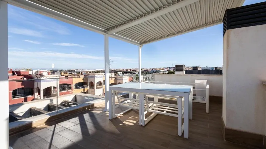 Apartamento de 4 dormitorios en La Florida, España No. 1640 № 25