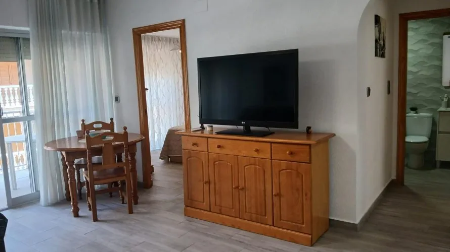 Apartamento de 1 dormitorio en Guardamar del Segura, España No. 1754 № 1