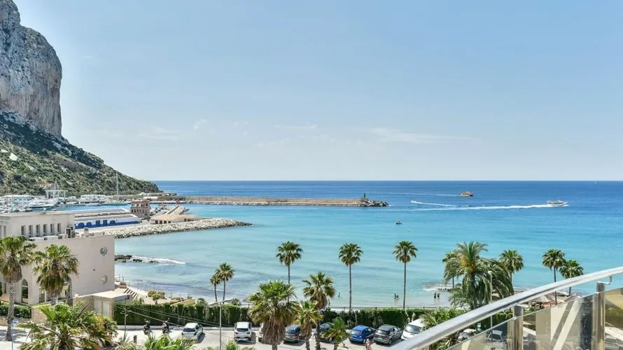 Apartamento de 3 dormitorios en Calpe, España No. 1118 № 14
