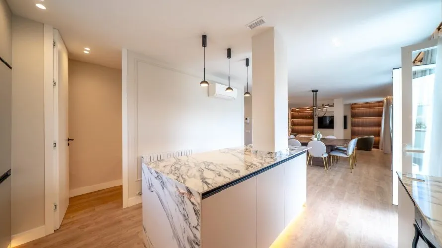 Apartamento de 3 dormitorios en Madrid, España No. 1733 № 13