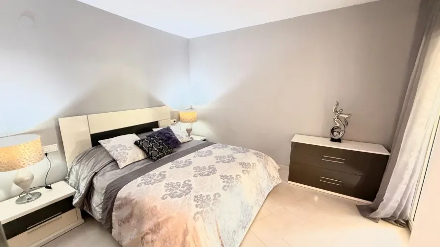 Apartamento de 1 dormitorio en Torrevieja, España No. 1770 № 4