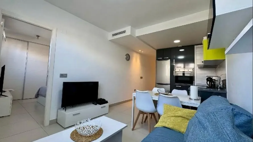 Apartamento de 2 dormitorios en Torrevieja, España No. 1451 № 15