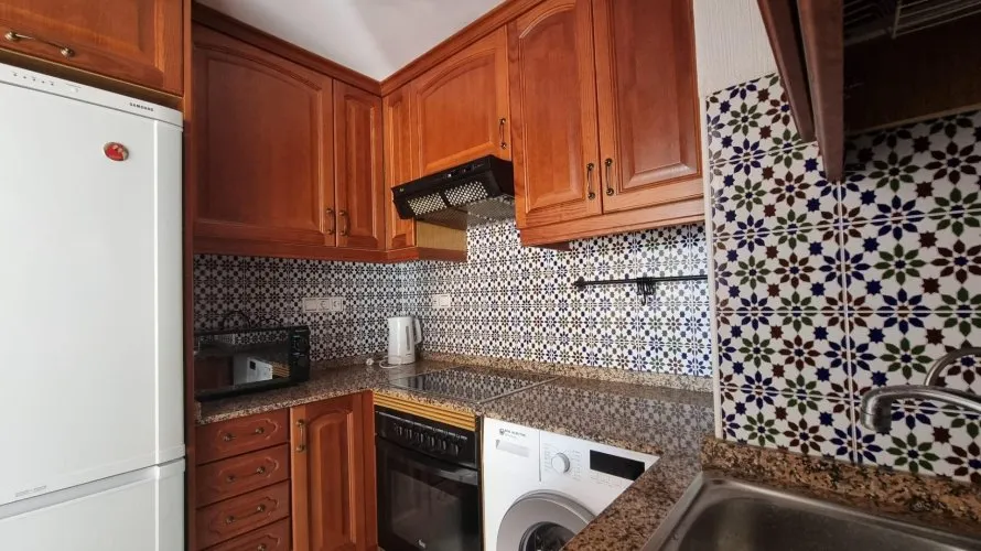 Apartamento de 2 dormitorios en Torrevieja, España No. 1129 № 9