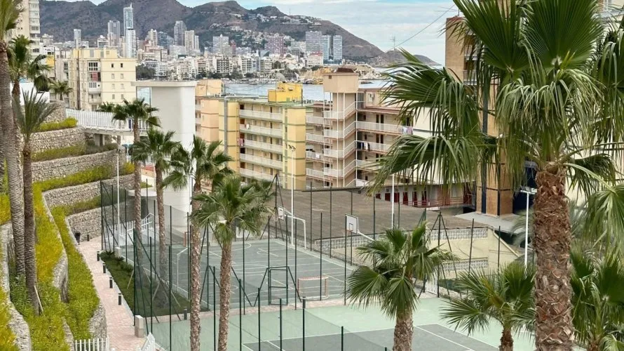 Ático de 3 dormitorios en Benidorm, España No. 1333 № 14