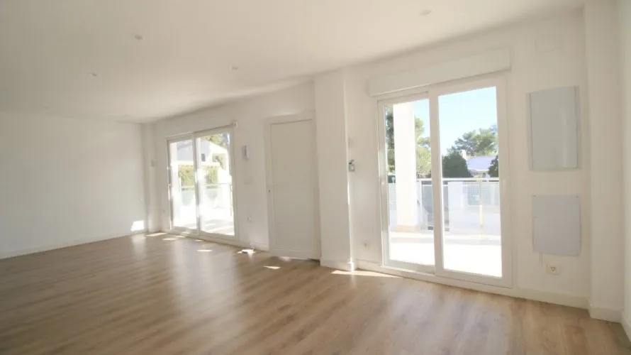 Apartamento de 4 dormitorios en La Torre, España No. 1198 № 24