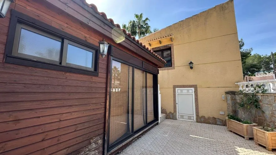 Apartamento de 4 dormitorios en Torrevieja, España No. 1705 № 13