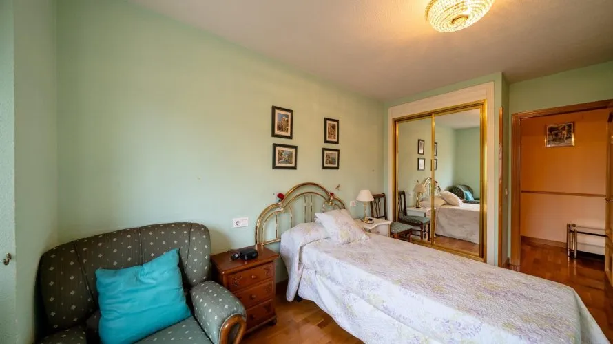 Apartamento de 2 dormitorios en Madrid, España No. 1636 № 15