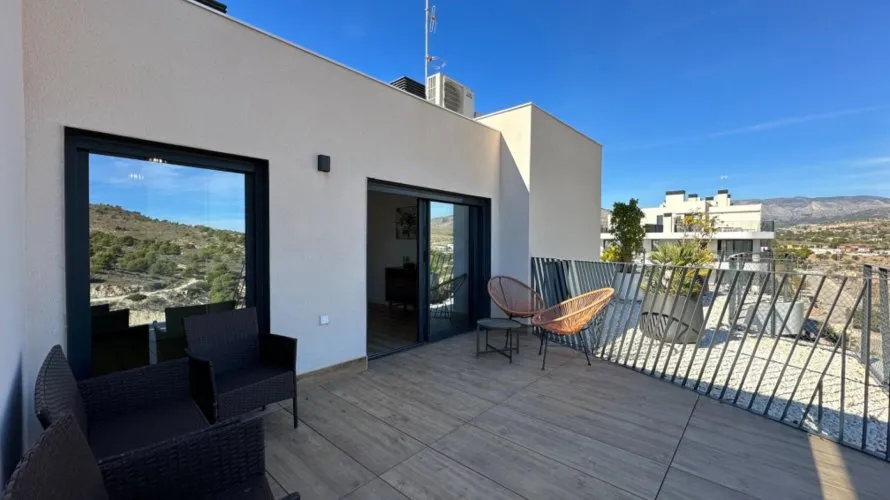 Ático de 3 dormitorios en Villajoyosa, España No. 1229 № 10