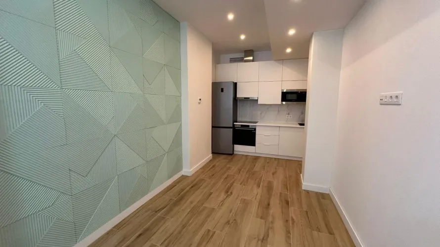 Apartamento de 4 dormitorios en Alicante, España No. 1334 № 11