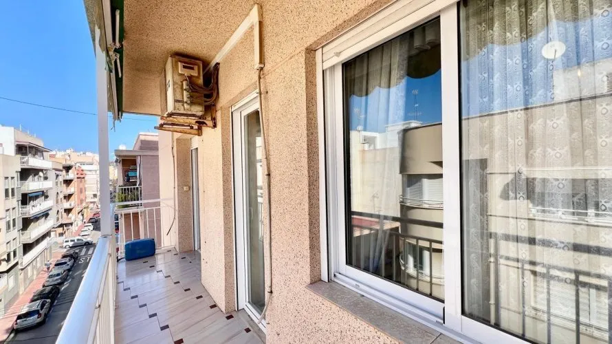 Apartamento de 1 dormitorio en Santa Pola, España No. 1615 № 10