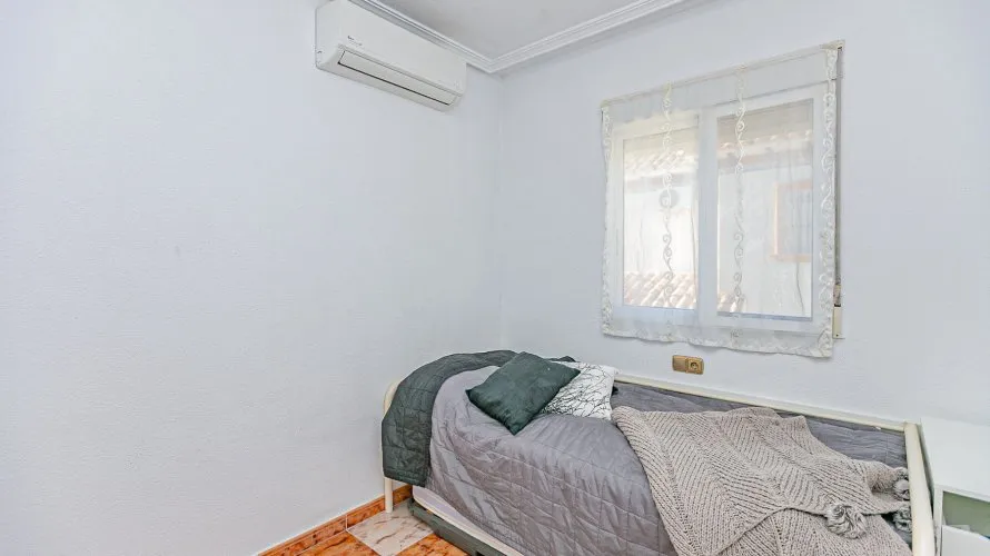 Apartamento de 74m² en Playa Flamenca II, Spain No. 1720 № 8