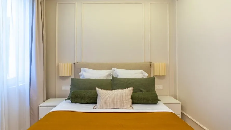Apartamento de 2 dormitorios en Madrid, España No. 1732