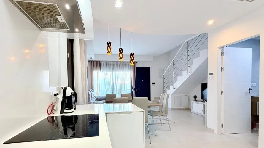 Apartamento de 3 dormitorios en La Florida, España No. 1647 № 10
