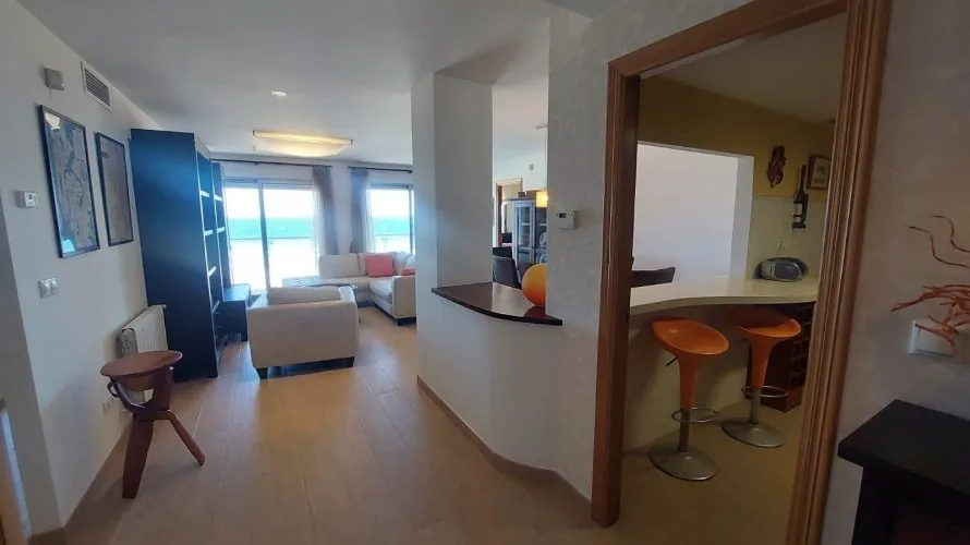 Apartamento de 4 dormitorios en Torrevieja, España No. 1330 № 16