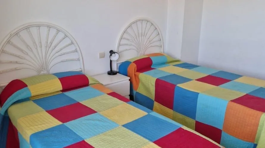 Apartamento de 2 dormitorios en Villajoyosa, España No. 1349 № 14