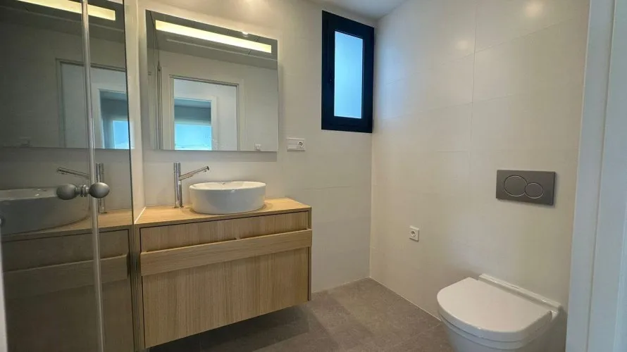 Apartamento de 2 dormitorios en Orihuela, España No. 1081 № 11
