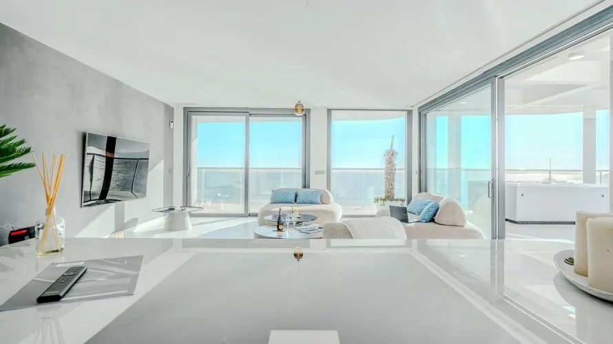 Apartamento de 3 dormitorios en Benidorm, España No. 1405 № 15