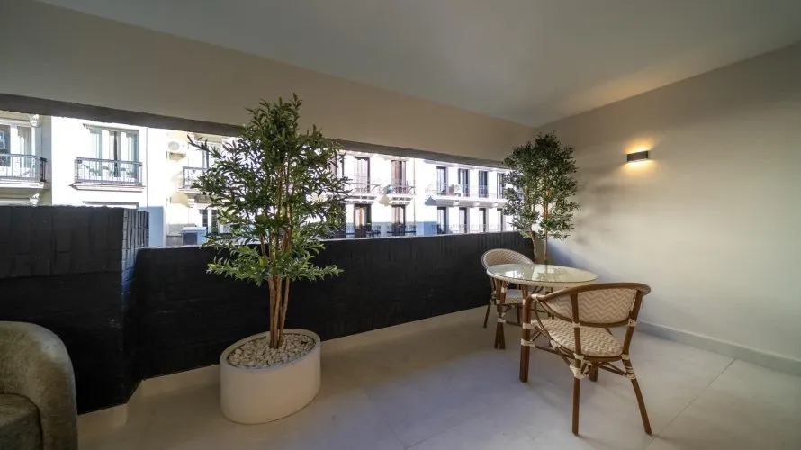 Apartamento de 3 dormitorios en Madrid, España No. 1617 № 3