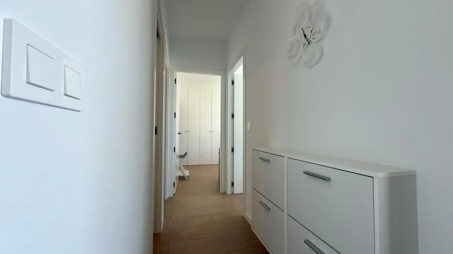Apartamento de 2 dormitorios en Villajoyosa, España No. 1102 № 21