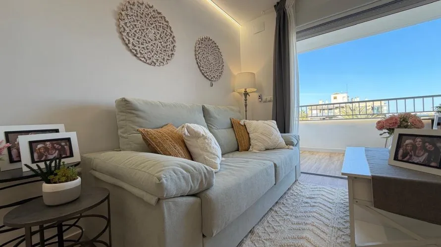 Apartamento de 3 dormitorios en Torrevieja, España No. 1139 № 10