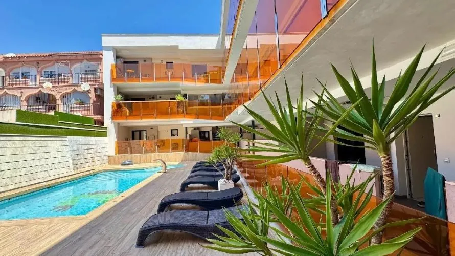 Apartamento de 2 dormitorios en Torrevieja, España No. 1451 № 8
