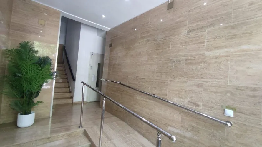Apartamento de 3 dormitorios en Alicante, Spain No. 1727 № 2