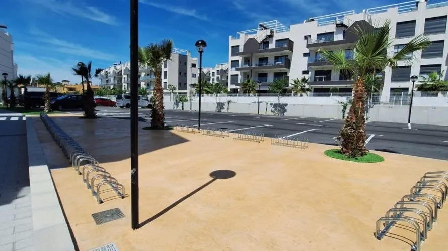 Apartamento de 2 dormitorios en Villamartin, España No. 1327 № 3