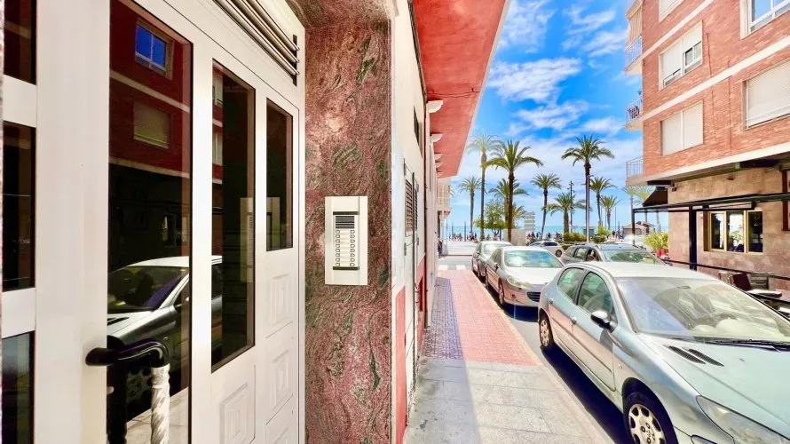 Ático de 3 dormitorios en Torrevieja, España No. 1103 № 26