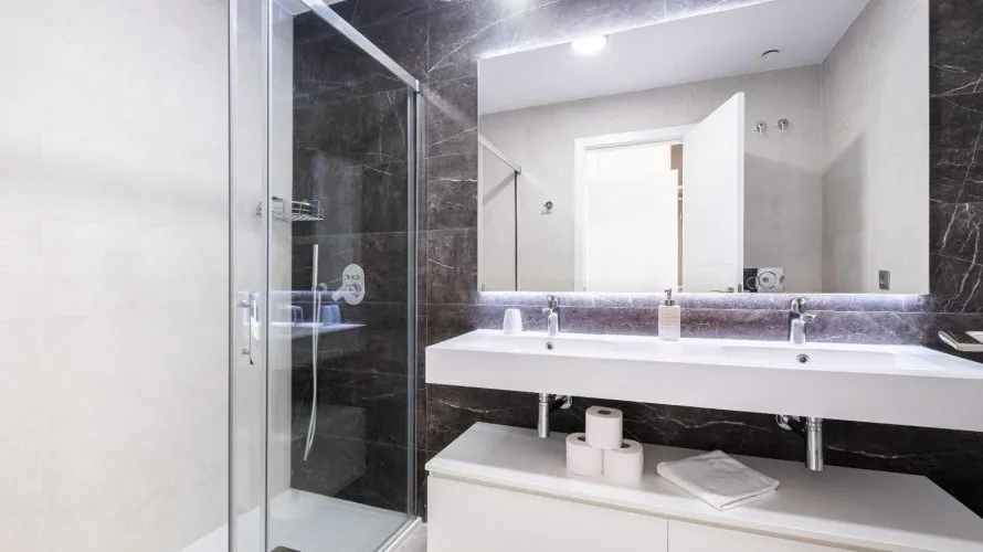 Apartamento de 2 dormitorios en Benidorm, España No. 1142 № 21