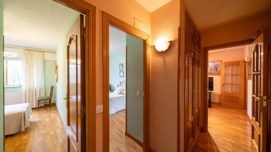 Apartamento de 2 dormitorios en Madrid, España No. 1636 № 18