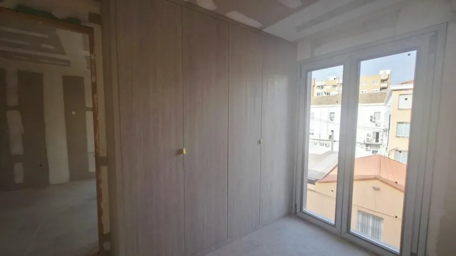 Apartamento de 2 dormitorios en Alicante, España No. 1696 № 5