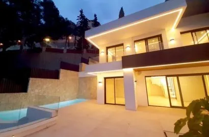 Ático de 4 dormitorios en Benidorm, España No. 1167