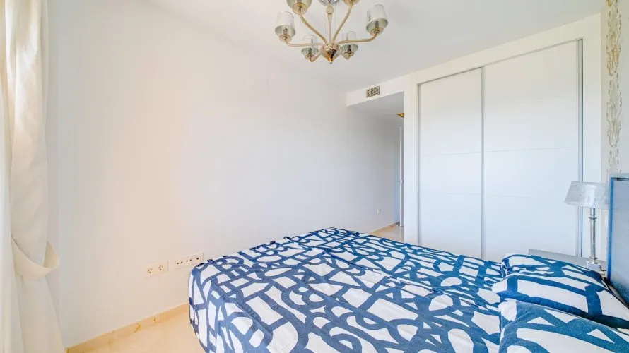 Apartamento de 2 dormitorios en Villajoyosa, España No. 1257 № 4