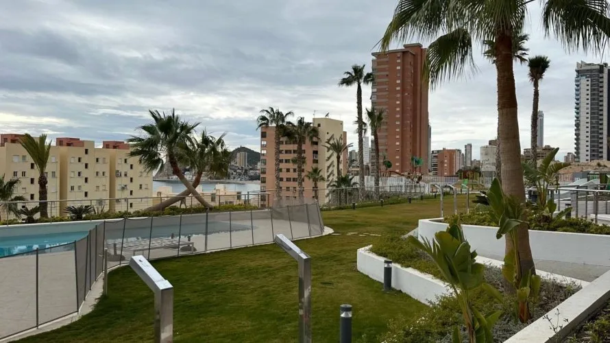 Ático de 3 dormitorios en Benidorm, España No. 1333 № 5