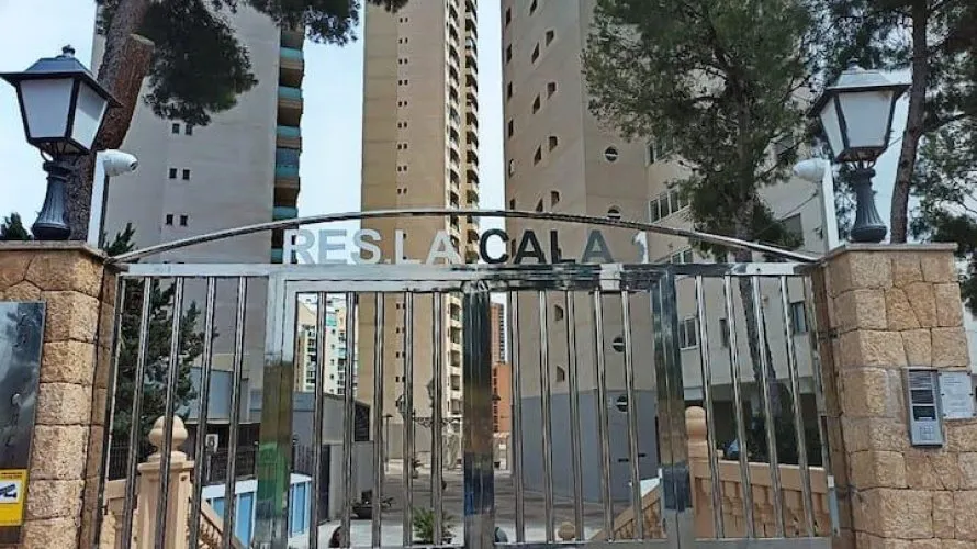 Apartamento de 2 dormitorios en Villajoyosa, España No. 1746 № 7