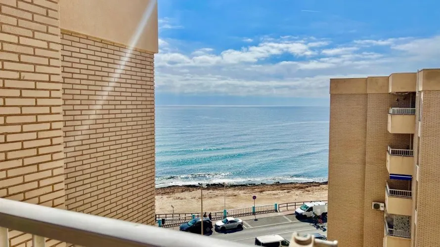 Ático de 2 dormitorios en Torrevieja, España No. 1633 № 6