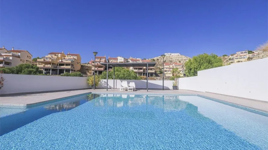 Ático de 2 dormitorios en Villajoyosa, España No. 1401 № 3