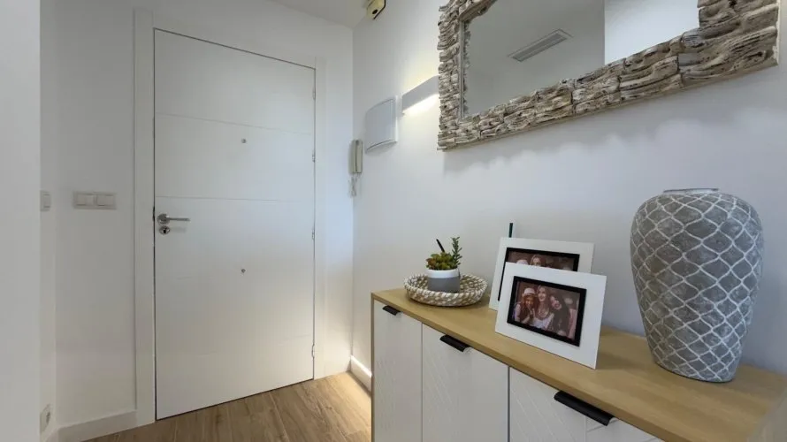 Apartamento de 3 dormitorios en Torrevieja, España No. 1139 № 26